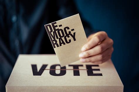 600+ Free Democracy & Vote Images .